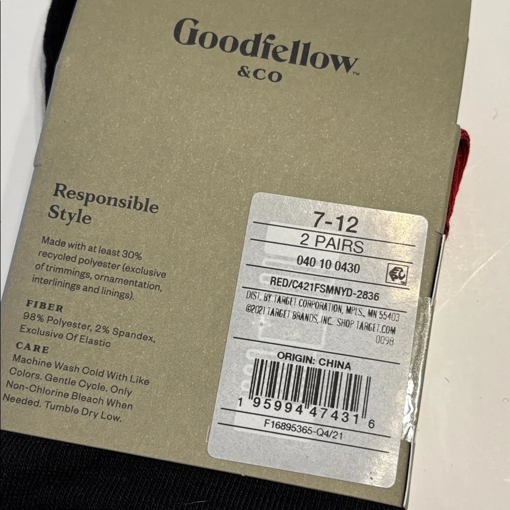Goodfellow & Co Men's Buffalo Plaid & Solid Black Crew Socks 2 Pack